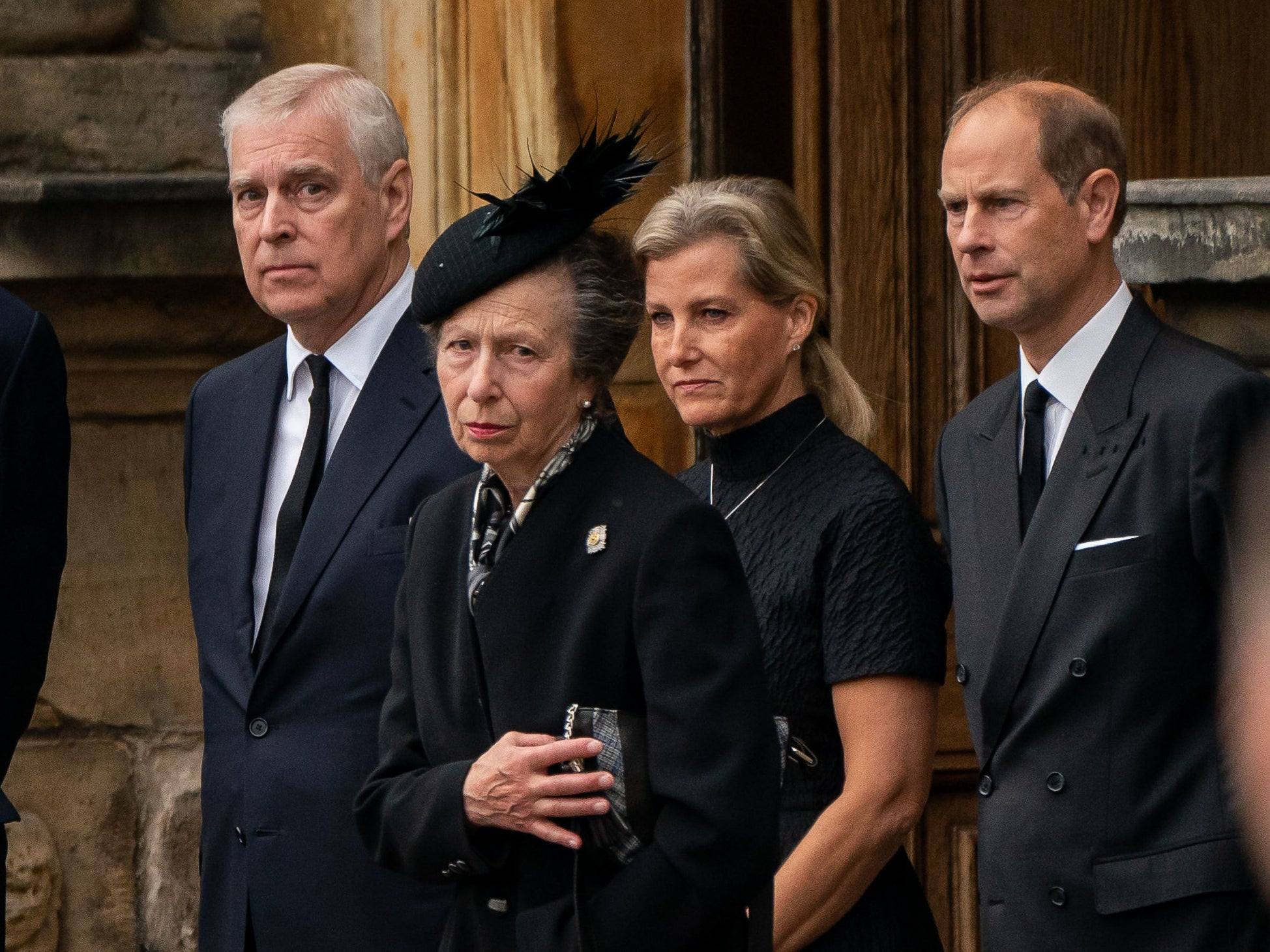 Her children and grandchildren had rushed to Balmoral to say their goodbyes