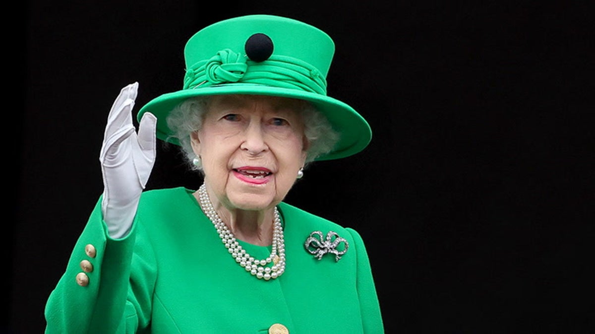 Queen Elizabeth’s most iconic looks throughout her 70-year reign