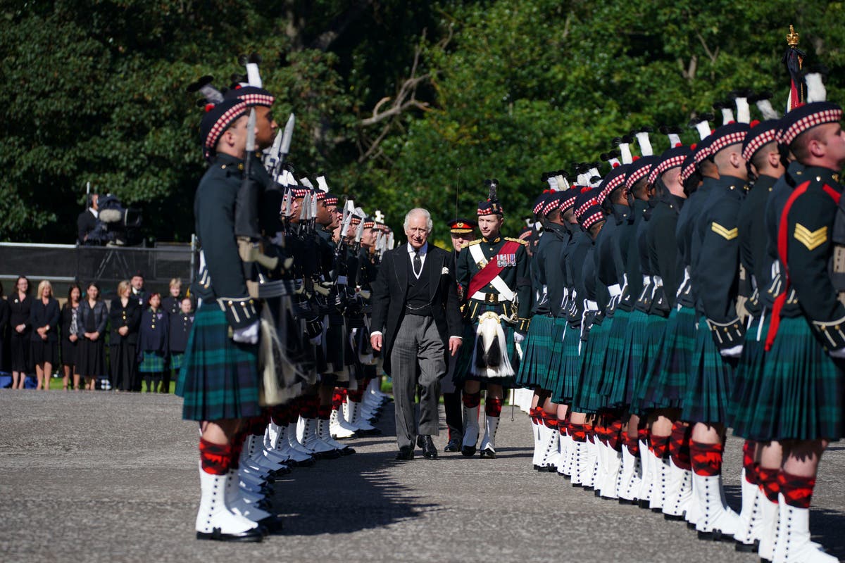 Loss of unifying queen could fray the bonds of fractious UK