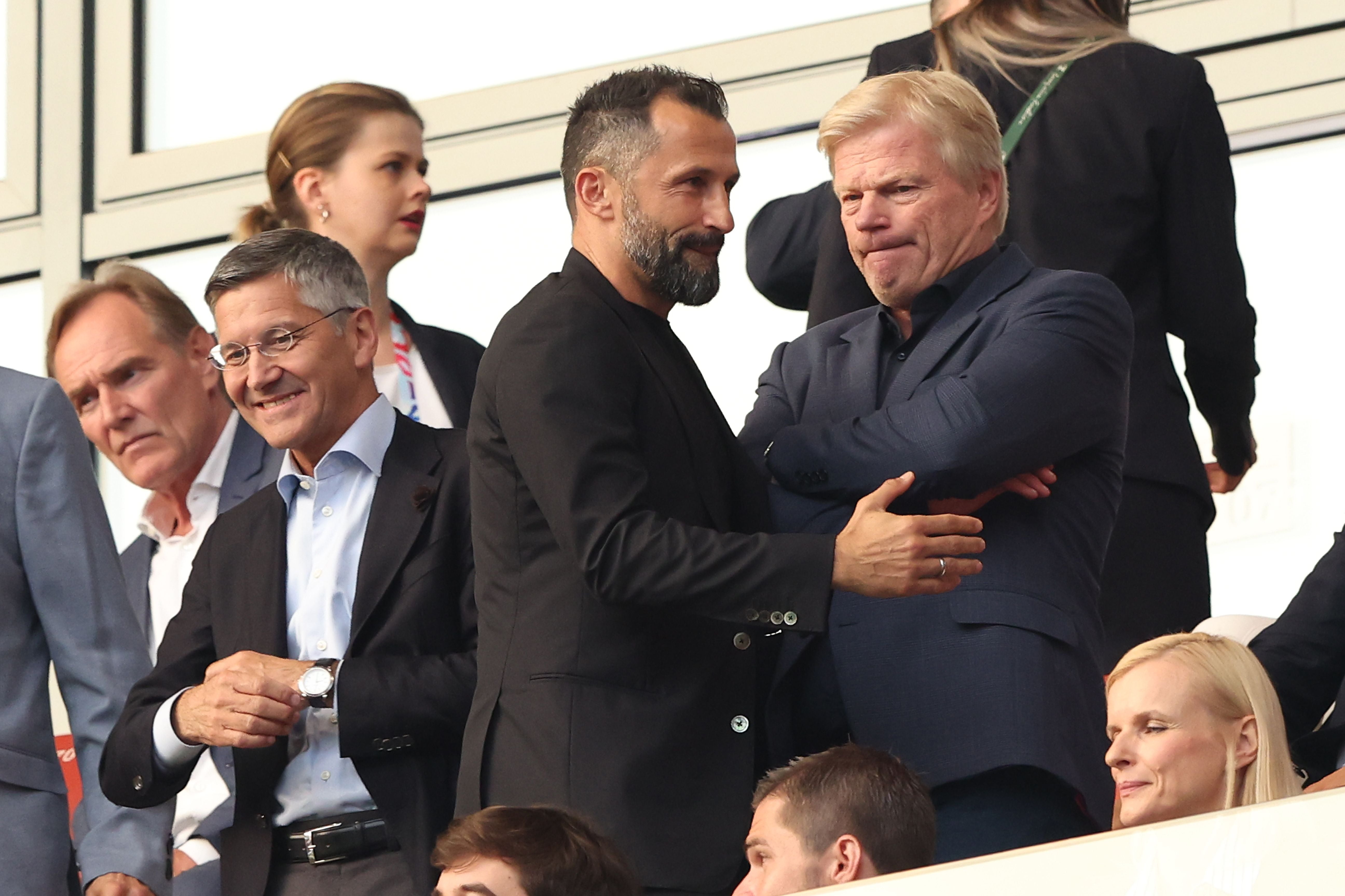 Bayern chief executive Oliver Kahn and sporting director Hasan Salihamidzic both face questions over their suitability for the roles