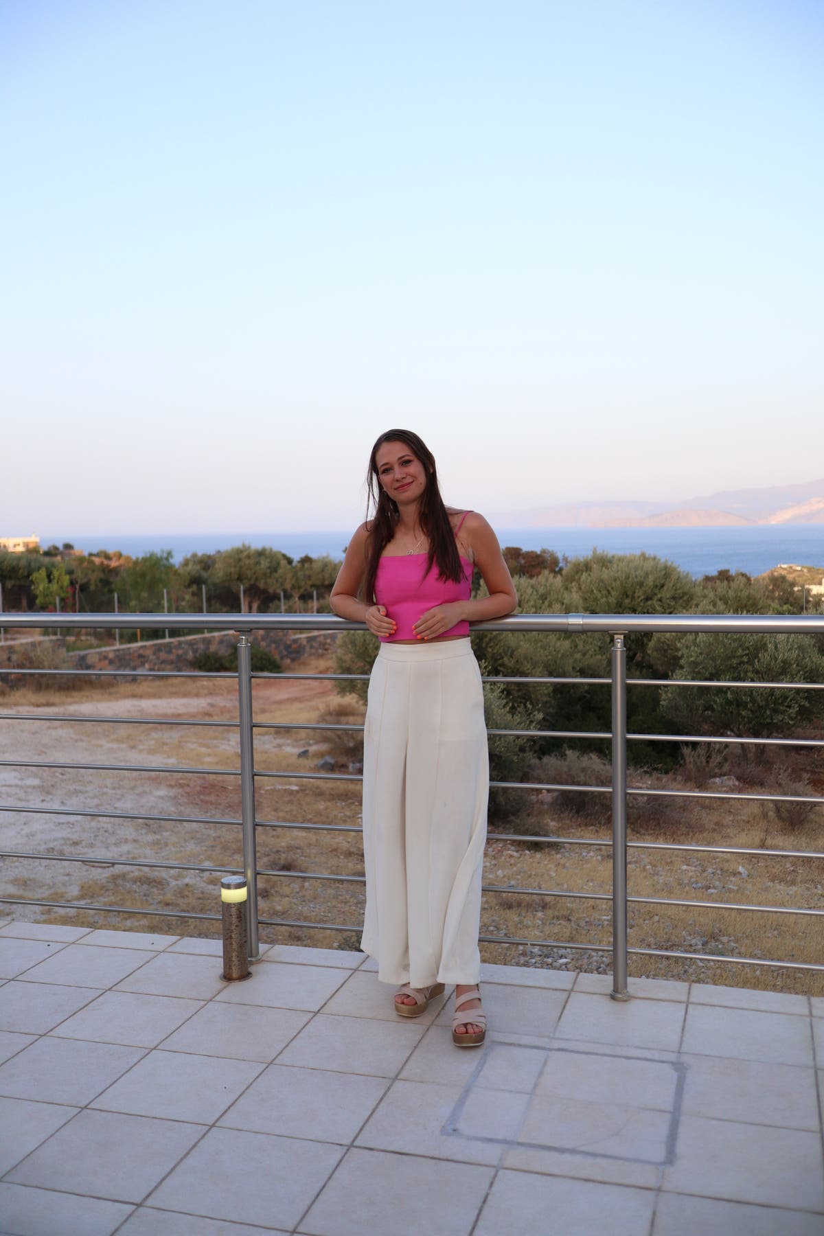 Student who blamed ‘too much partying’ for her vomiting and diarrhoea given unexpected diagnosis Student who blamed ‘too much partying’ for her vomiting and diarrhoea given unexpected diagnosis