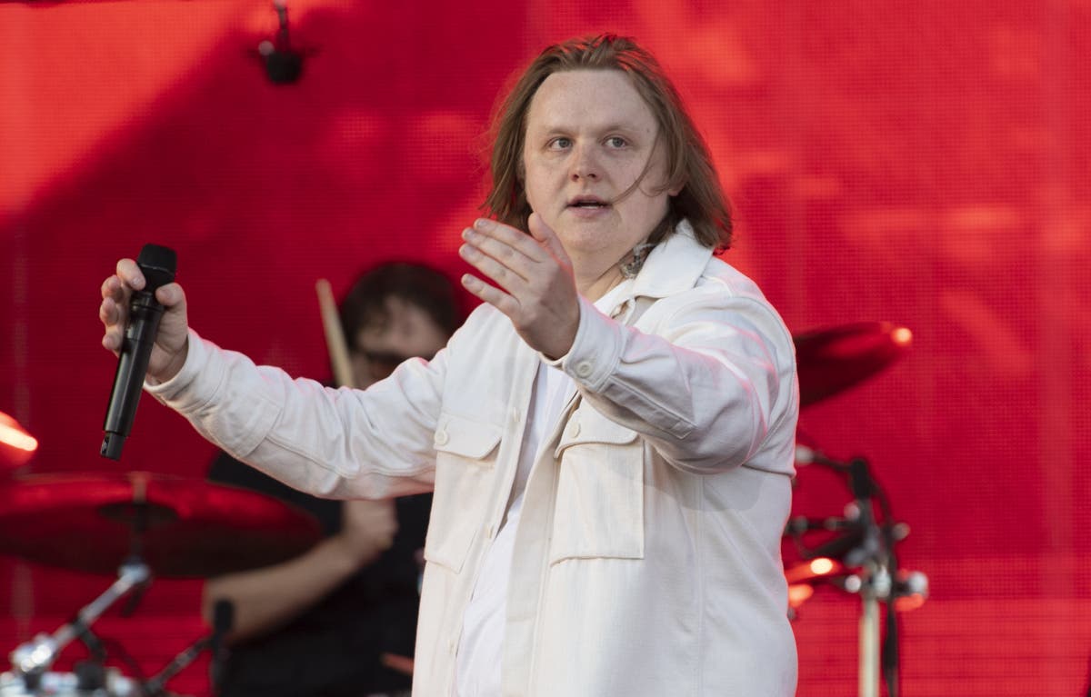 Lewis Capaldi responds after his keyboard player is seen swearing during NTA performance