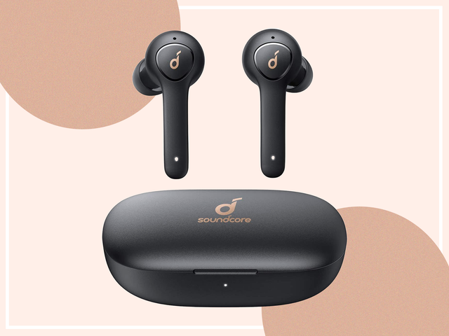 <p>The earphones promise up to 40 hours of battery life</p>