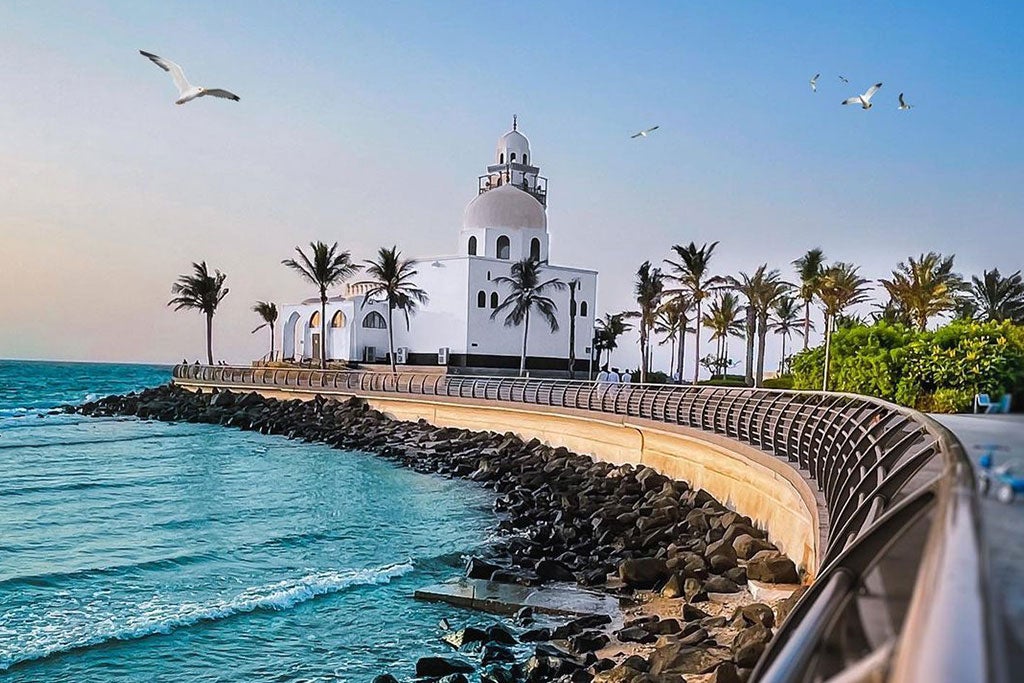 Enjoy exploring the palm-lined Jeddah seafront with its stunning sea views