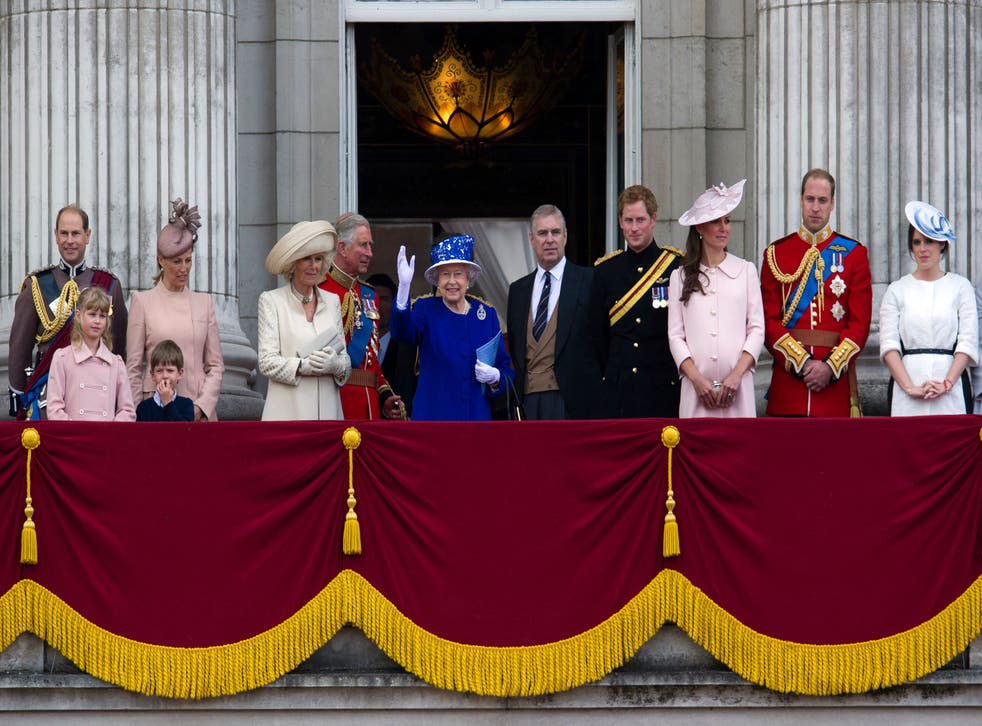 uk monarchy tourism revenue