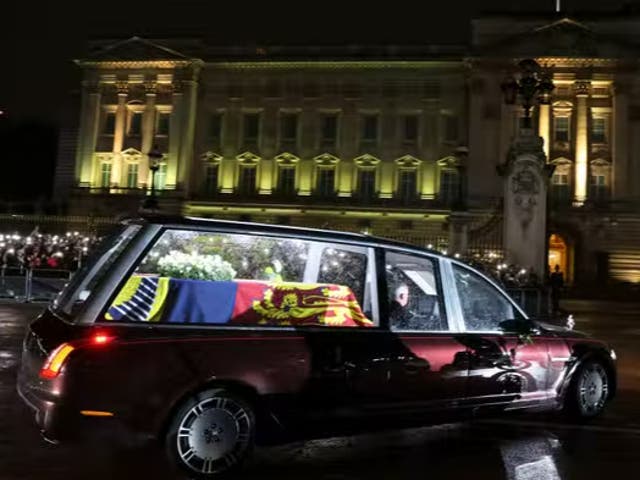 <p>Hearse carrying Queen Elizabeth II’s coffin</p>