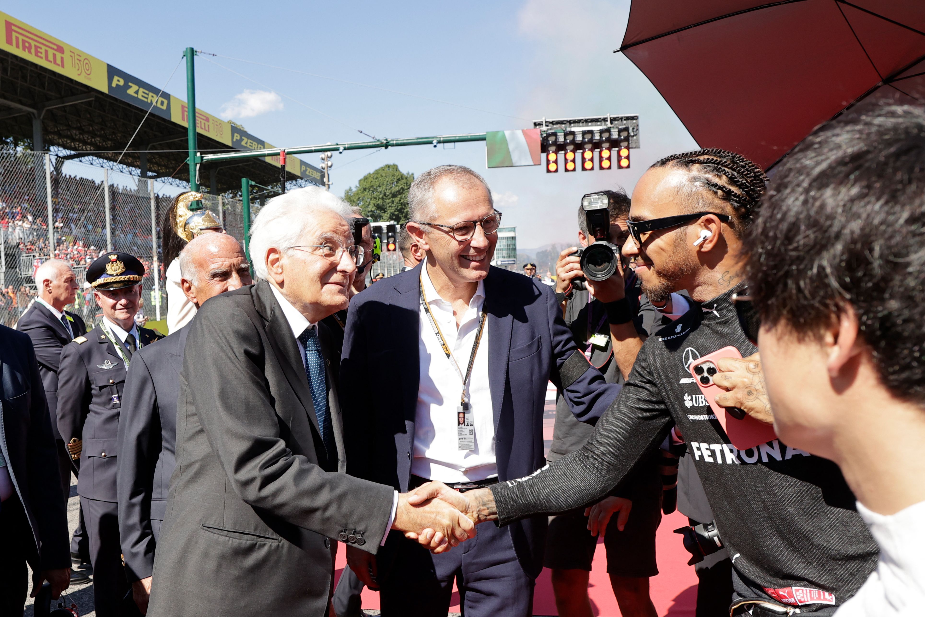 Sergio Mattarella met all the drivers before the race