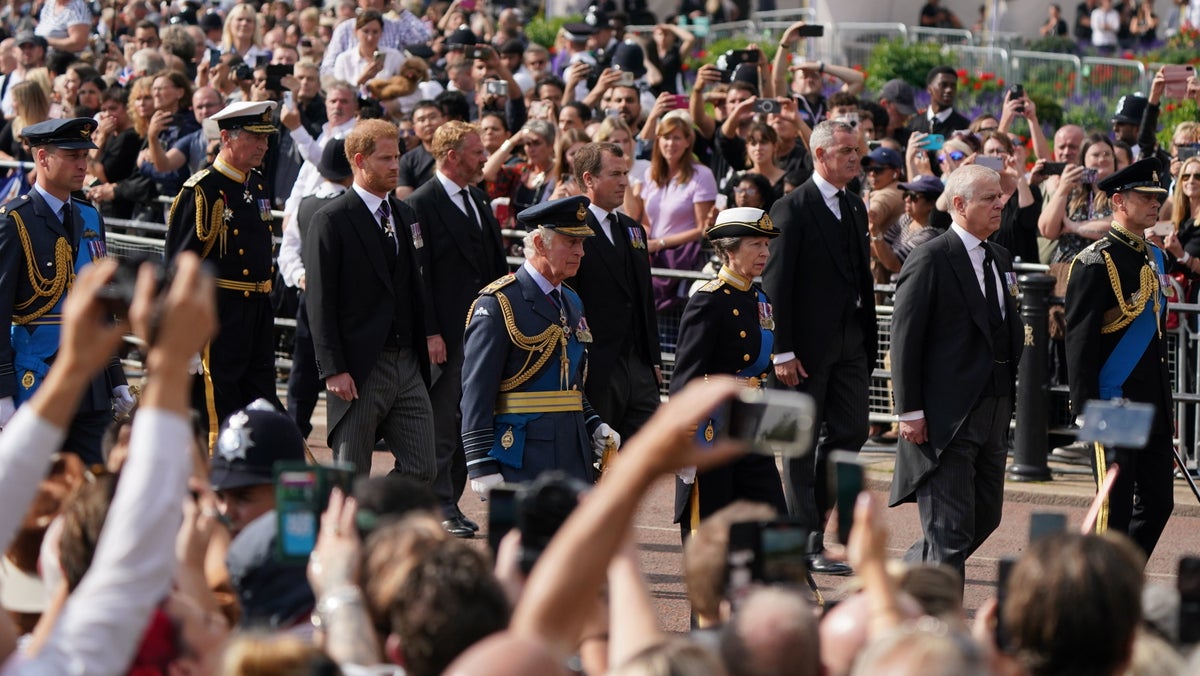 Who took part in Queen’s coffin procession from Buckingham Palace to Westminster?