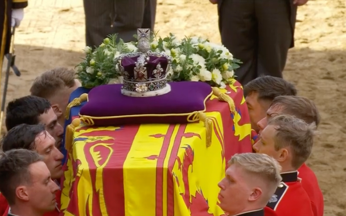 The meaning behind the Imperial State Crown and flowers on Queen Elizabeth II&rsquo;s coffin
