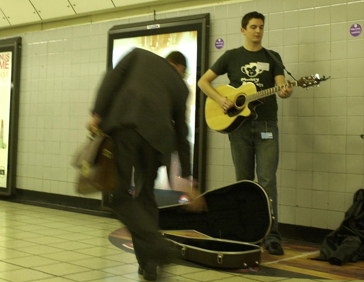 tfl-urged-to-end-ban-on-busking-on-the-tube-during-national-mourning