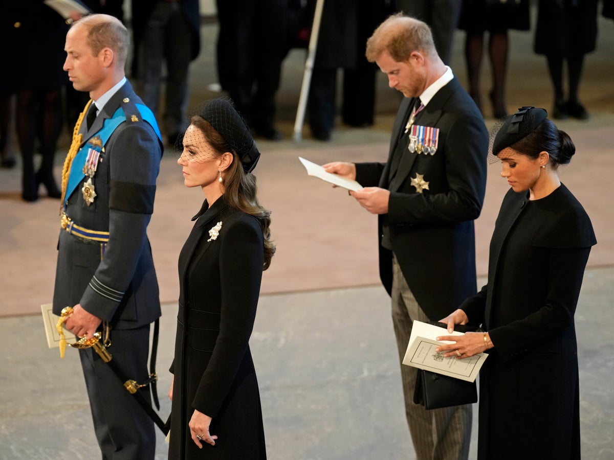 Prince Harry, Meghan Markle reportedly joined royal family for dinner at Buckingham Palace