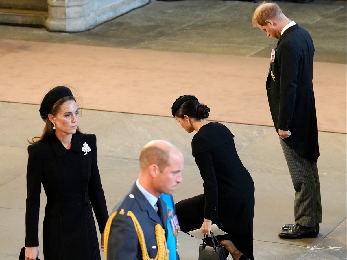 Meghan Markle praised for curtsying in front of Queen Elizabeth II’s coffin in Westminster Hall