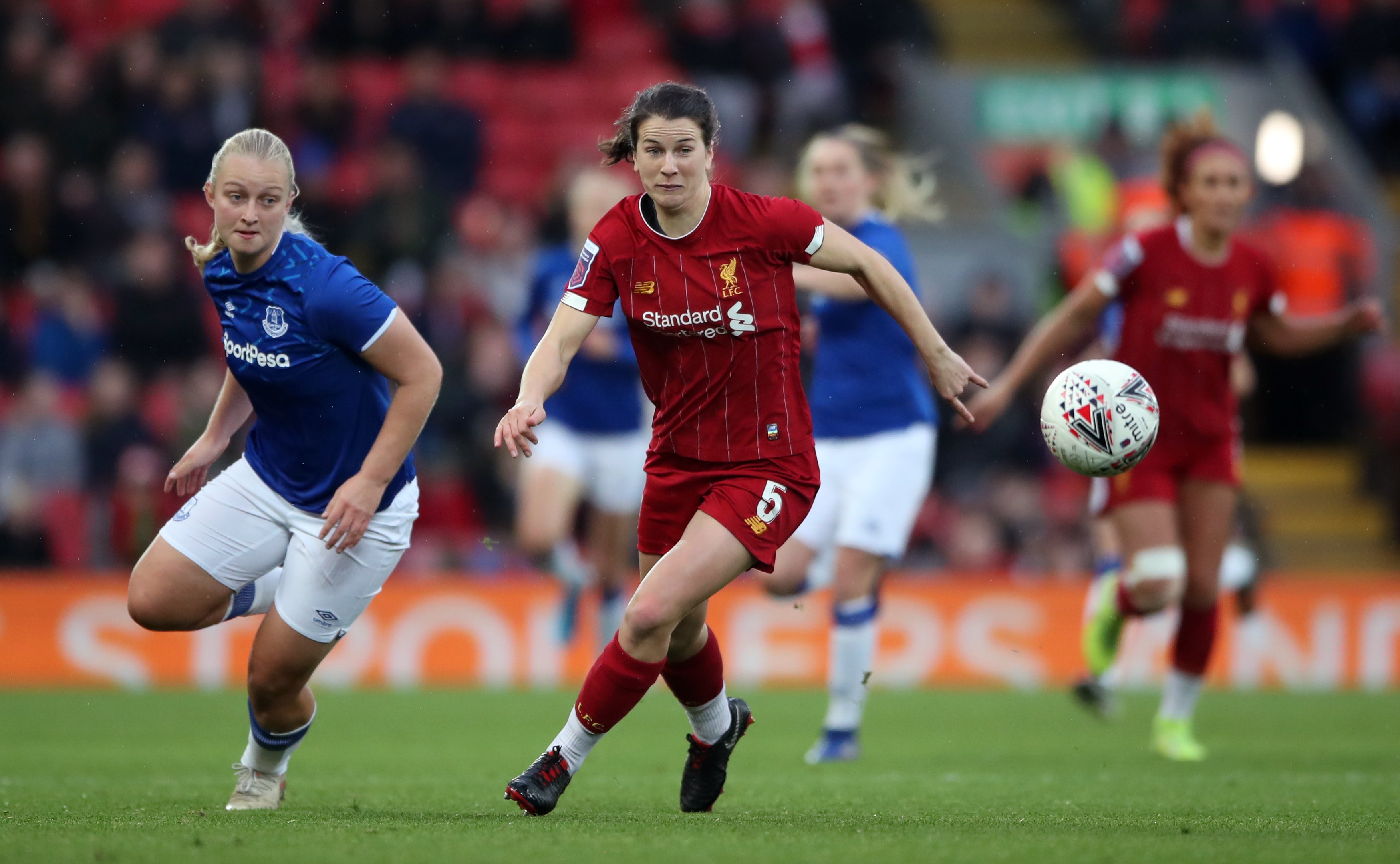 Niamh Fahey (centre) is ready to captain newly-promoted Liverpool (Nick Potts/PA)
