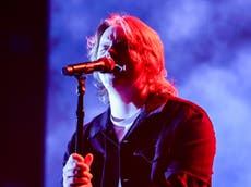 Lewis Capaldi recalls heartbreaking moment with dad before Tourette’s diagnosis