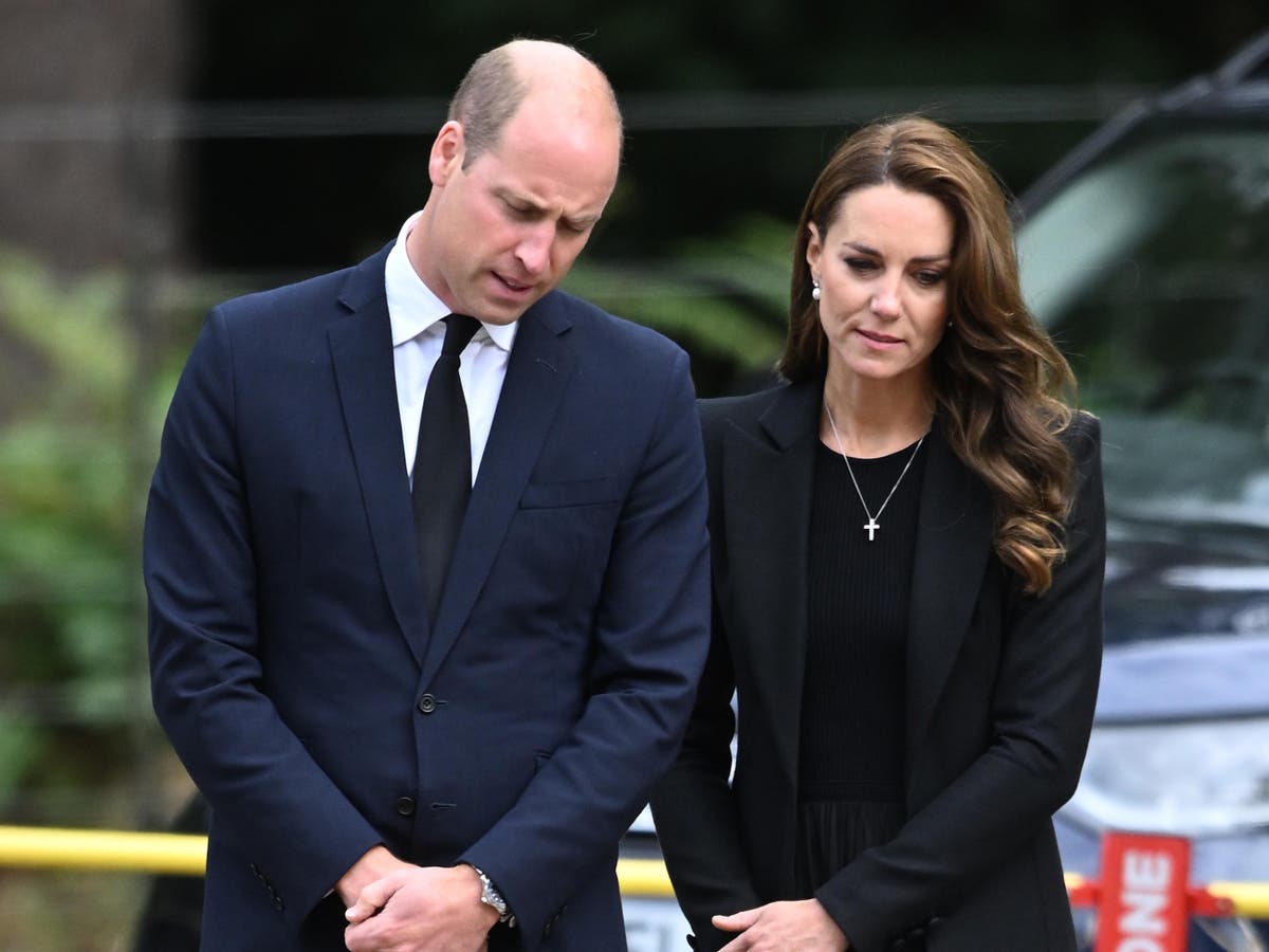 William and Kate greet wellwishers as they visit Sandringham to view floral tributes left for Queen