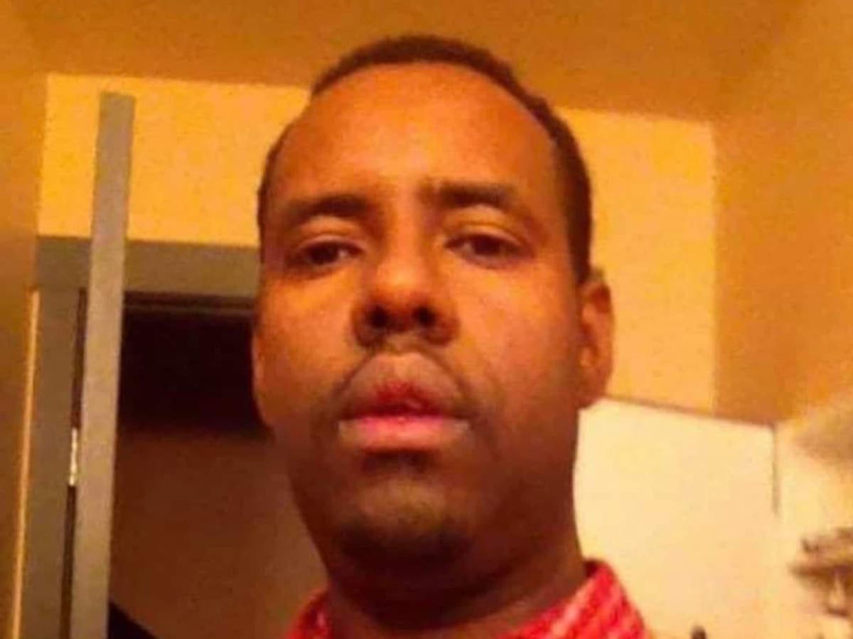 Friends and family of Lyft driver shot dead outside Amazon&rsquo;s Seattle HQ call for answers