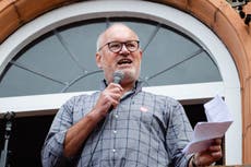 Eddie Butler: Former Wales captain and BBC commentator dies aged 65