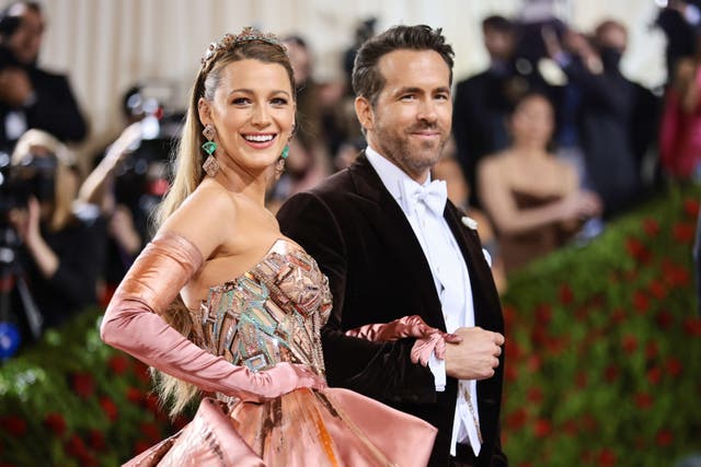 Blake Lively y Ryan Reynolds esperan su cuarto hijo