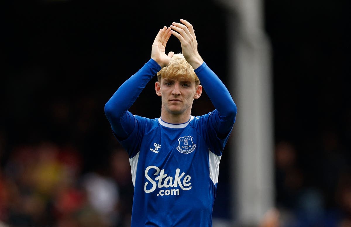 Everton in talks over new contract for Anthony Gordon Everton in talks over new contract for Anthony Gordon