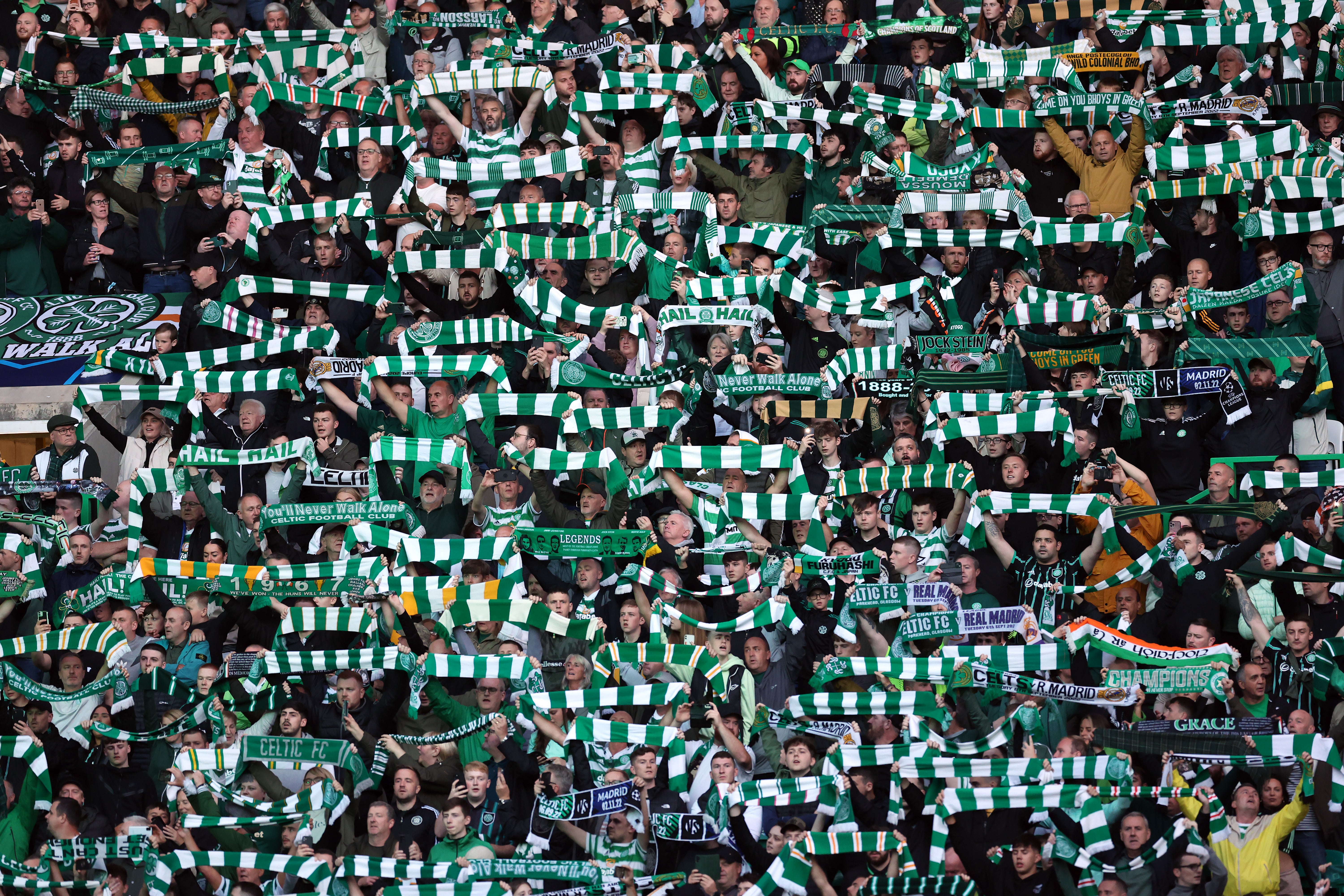 Celtic fans urged to respect minute's applause for Queen | Independent