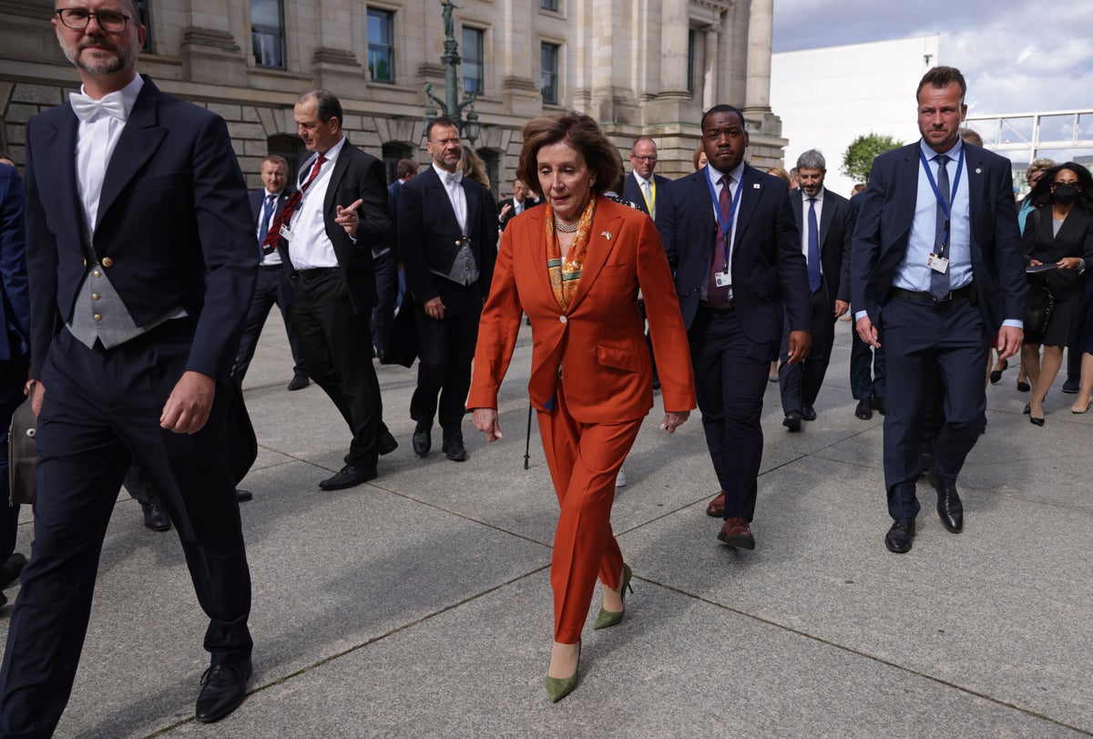 Pelosi to travel to Armenia amid new outbreak of violence