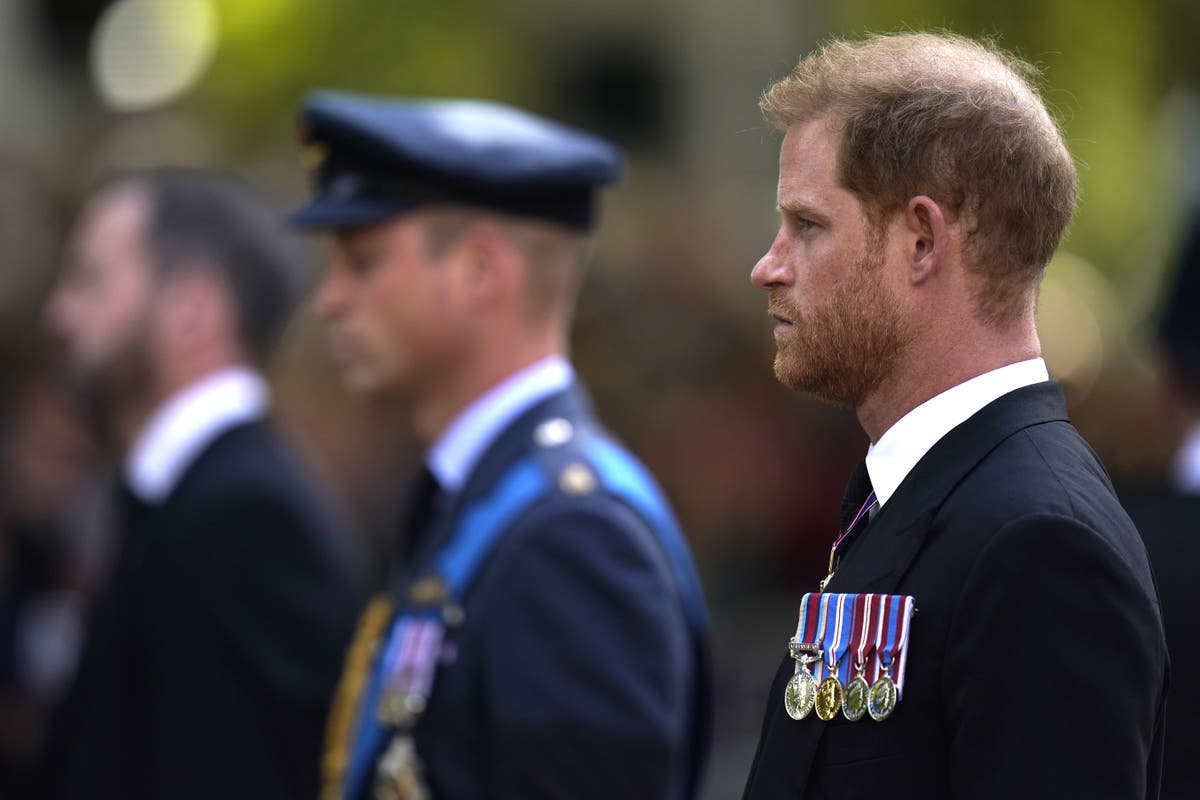 The Queen’s grandson has a vigil at her coffin with the Duke of Sussex
