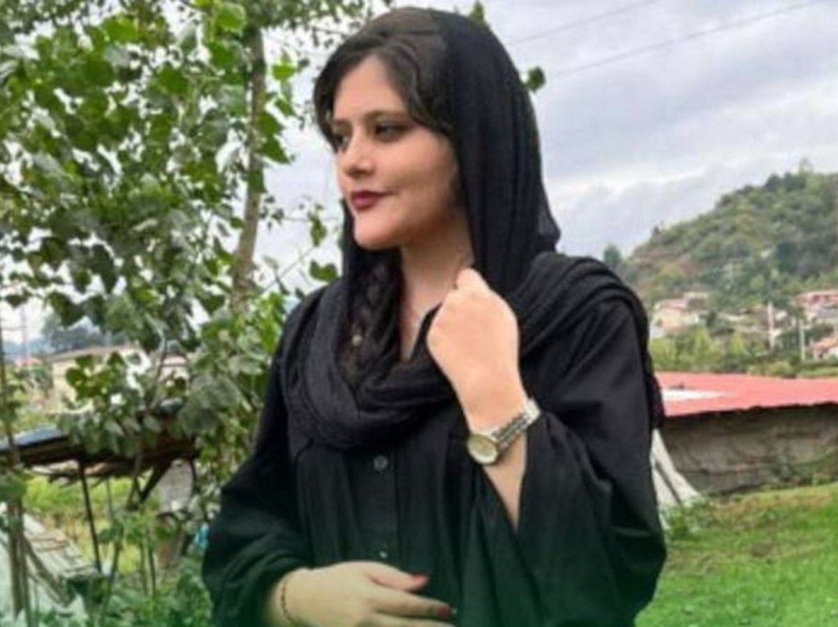 Mahsa Amini: Protests erupt in Iran after 22-year-old dies following hijab arrest