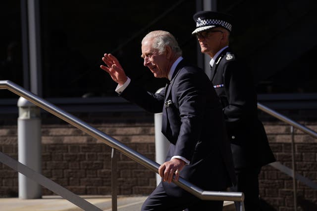 The King arrives for a visit to the Metropolitan Police Service special operations room at Lambeth HQ to thank emergency service workers for their efforts after the death of his mother (Kirsty O’Connor/PA)
