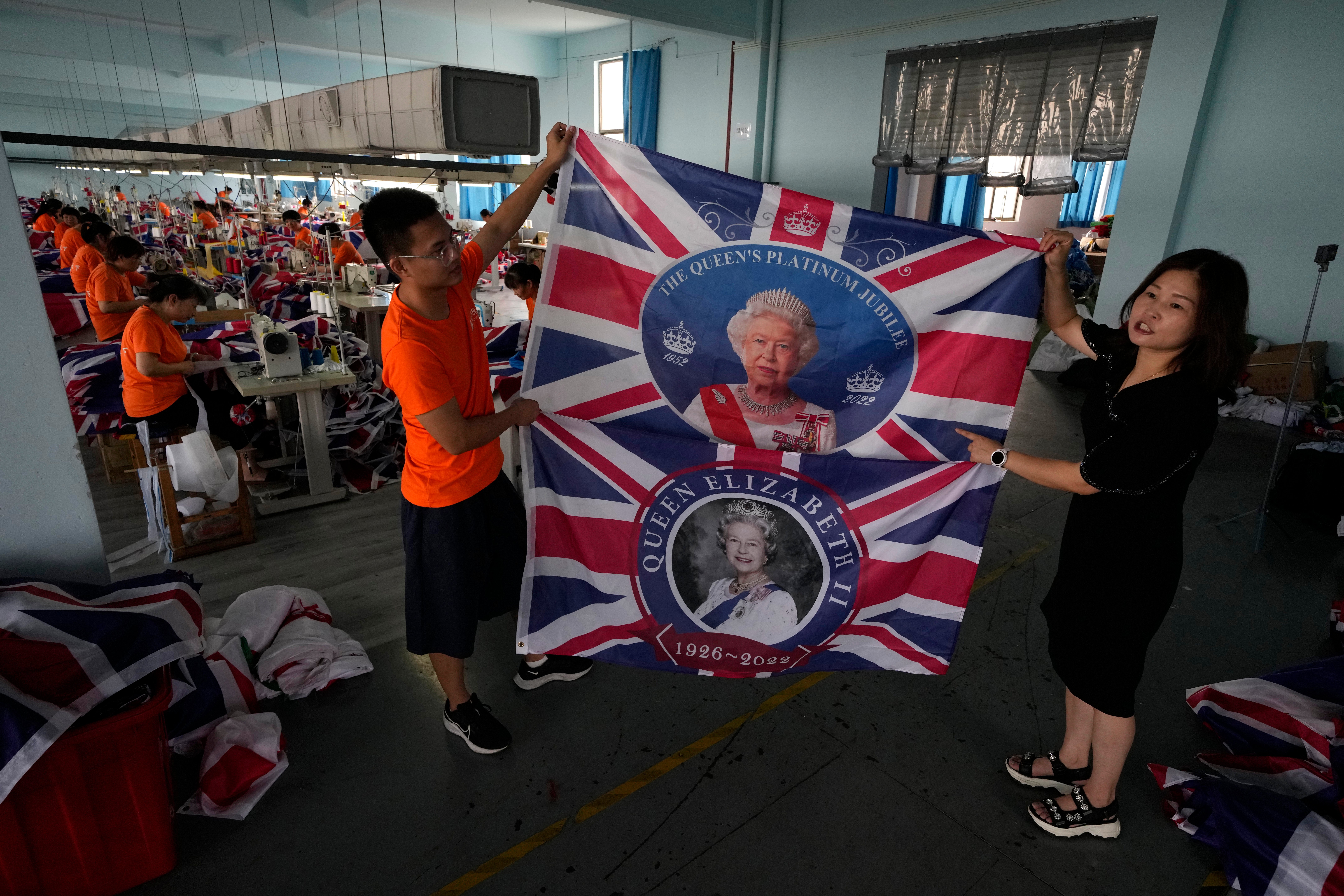 China Britain Royals Flag Boom