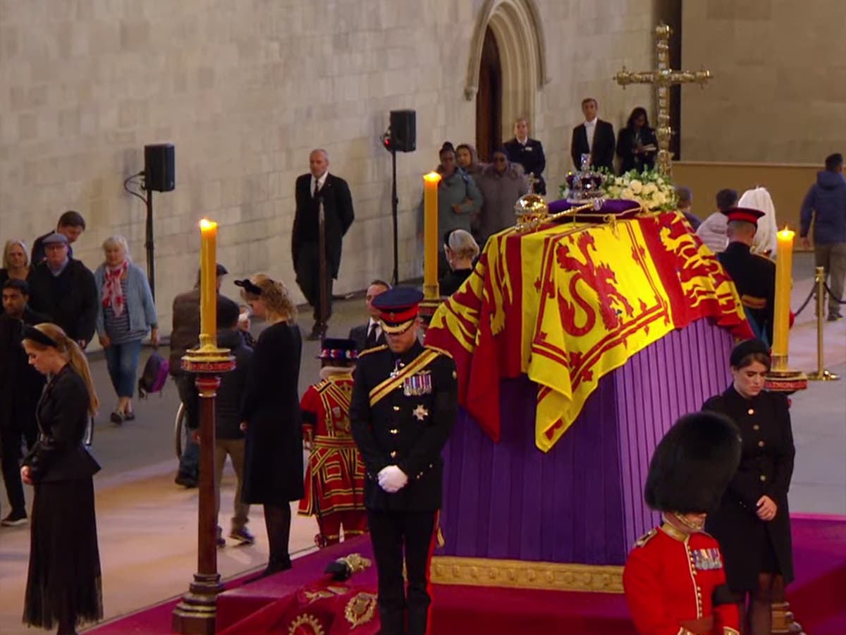 Harry and William hold silent Vigil of the Princes together at Queen&rsquo;s coffin
