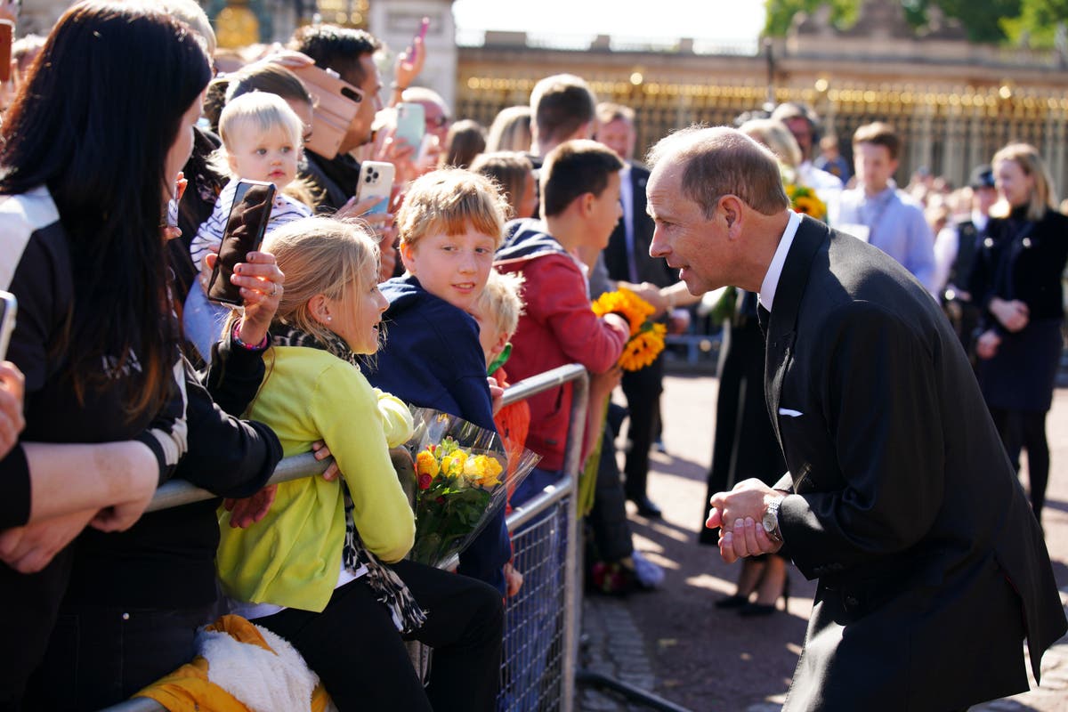 Prince Edward explains why he doesn&rsquo;t shake hands with crowds