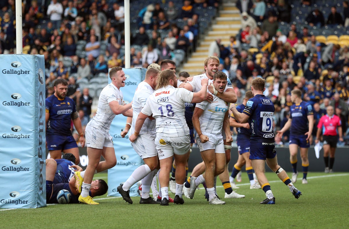 Beleaguered Worcester beaten by Exeter as Premiership future remains uncertain