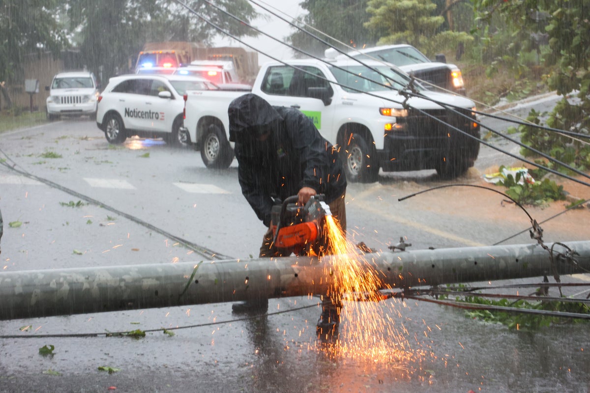 Hurricane Fiona – news: Puerto Rico power outages persist as storm on path through Dominican Republic