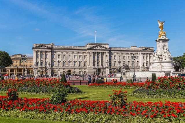 <p>Buckingham Palace is traditionally the monarch’s primarly residence </p>