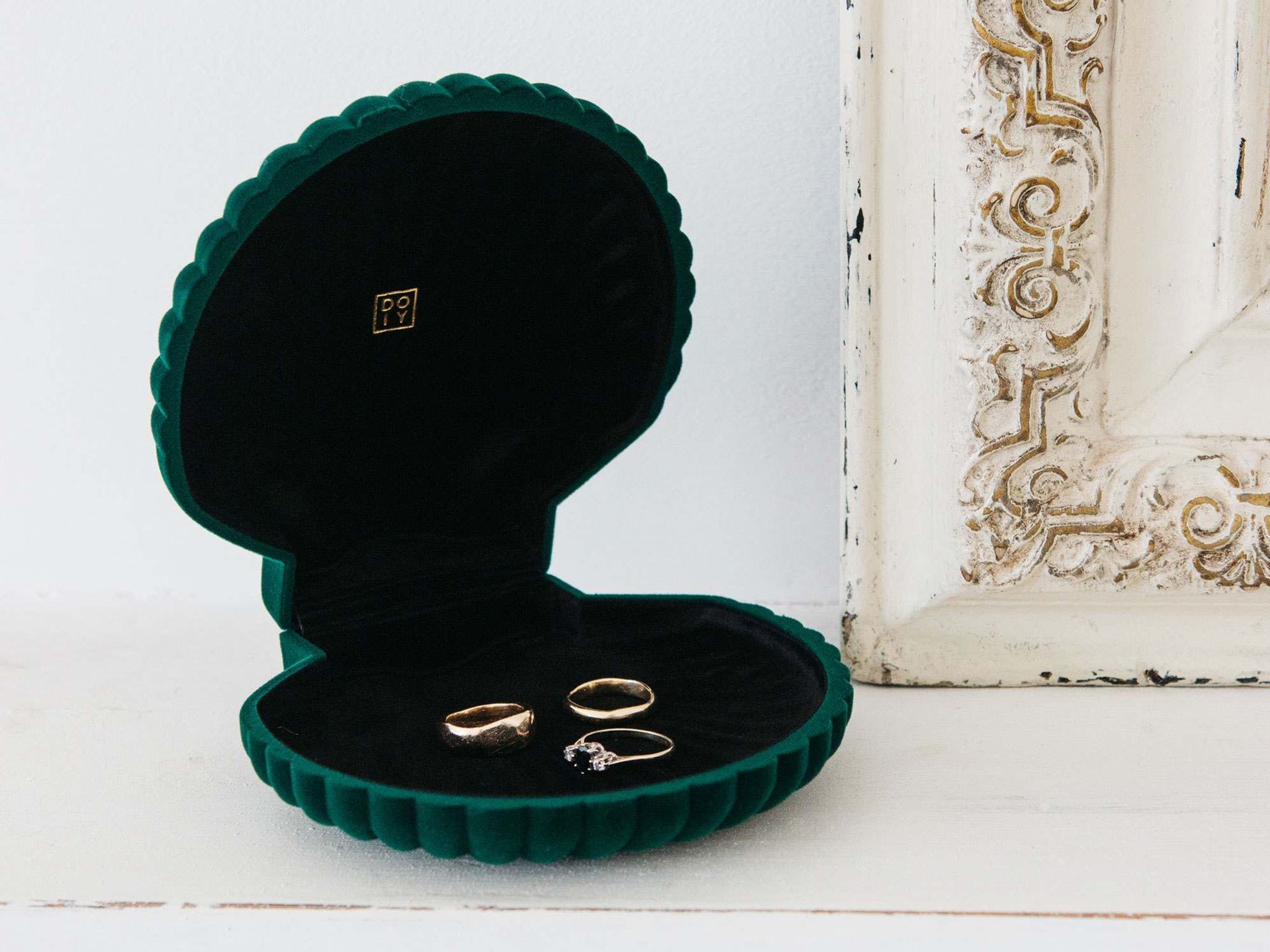 Doiy green shell jewellery box