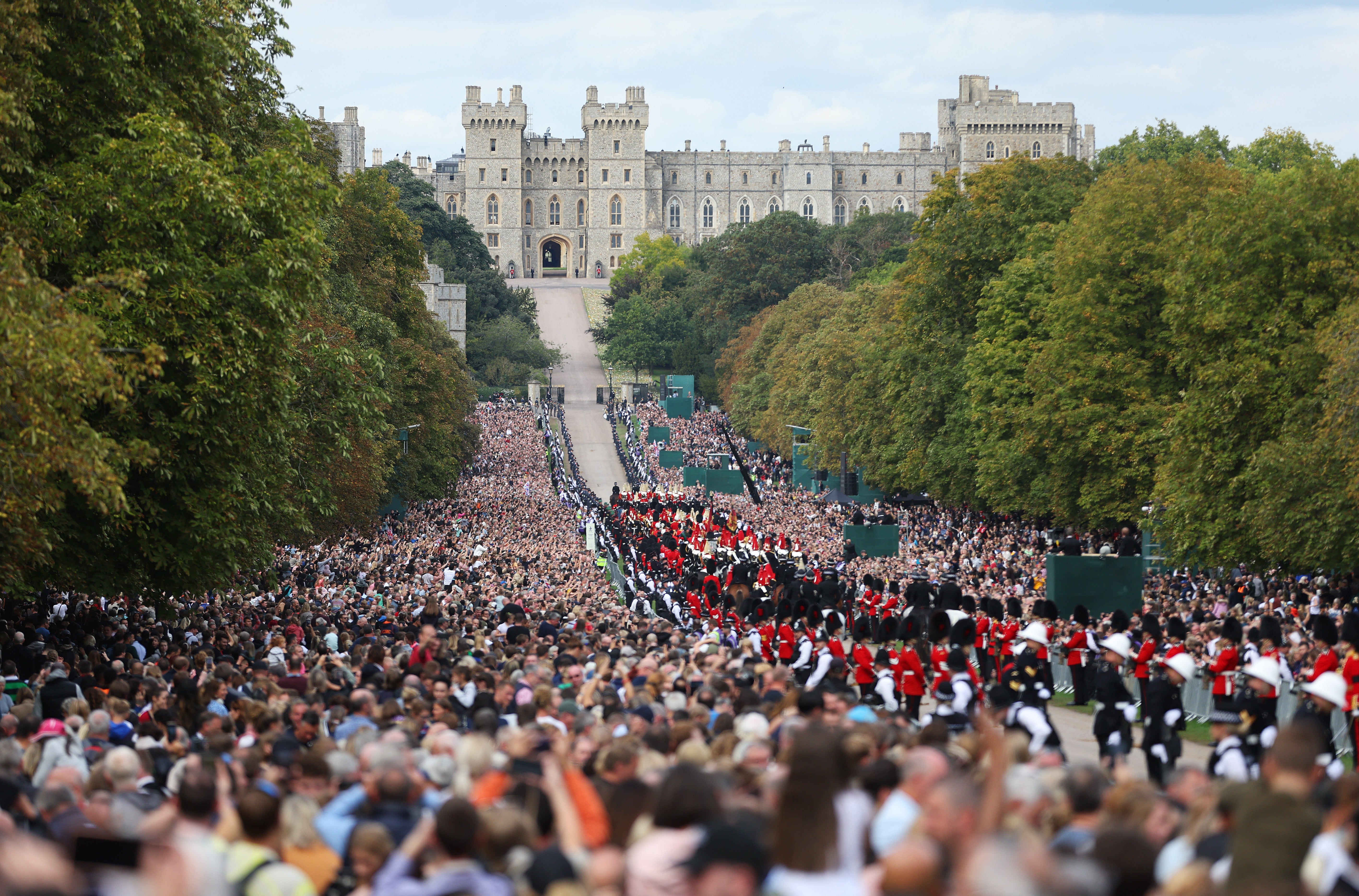 Mourners line the Long Walk as the Queen makes her final journey to Windsor Castle