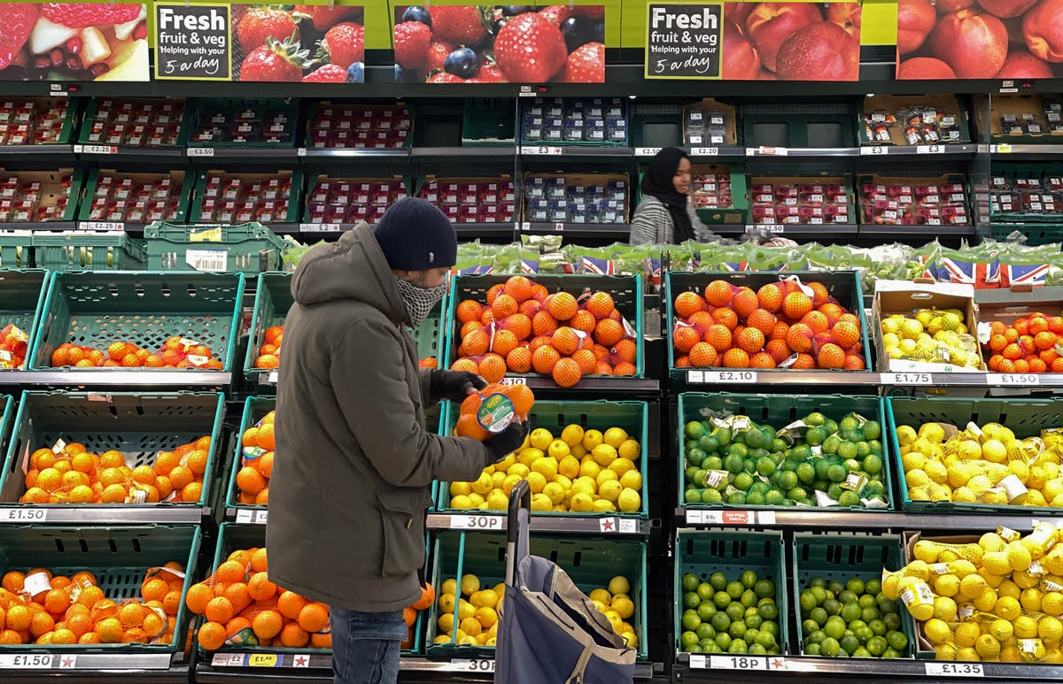 British diets ‘only very slightly healthier than they were in 1990’ British diets ‘only very slightly healthier than they were in 1990’