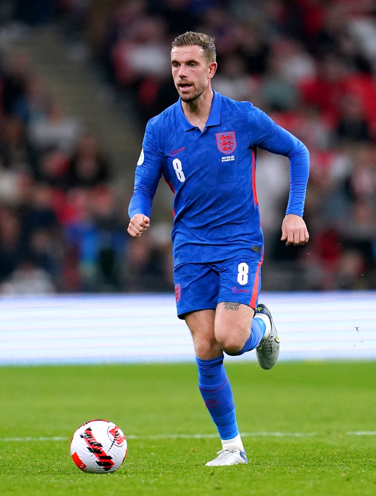 Jordan Henderson to replace Kalvin Phillips in England squad