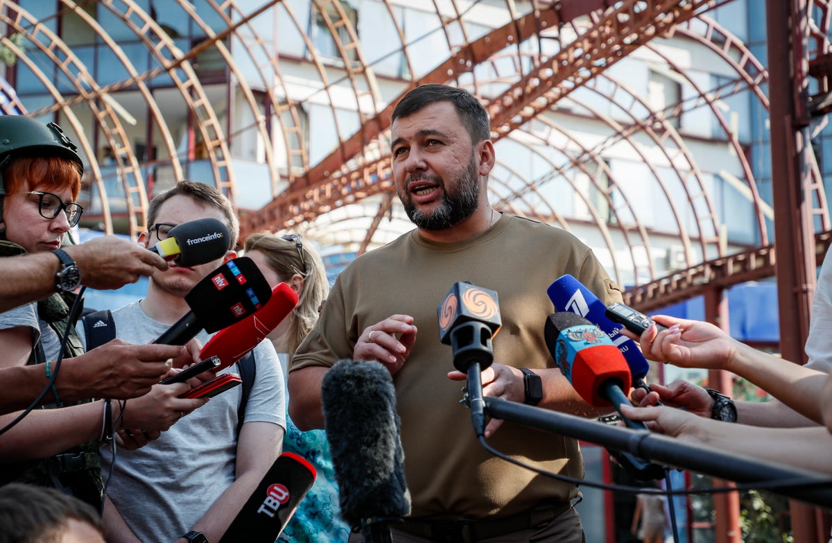 Moscow-backed separatists in Ukraine announce votes on joining Russia