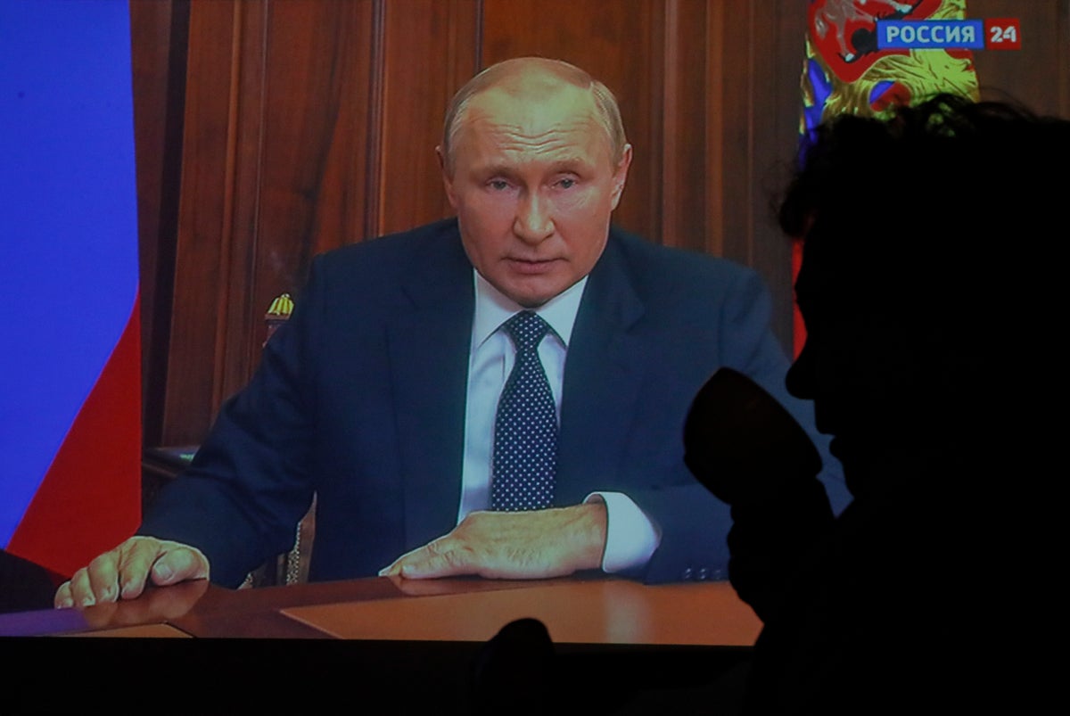 'Blöf değil': Putin Ukrayna savaşı için 300.000 çağırdı ve Batı'yı nükleer şantaj konusunda uyardı