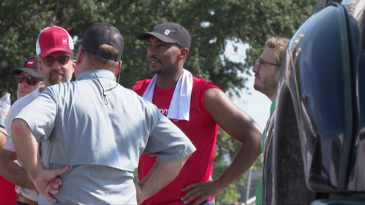 ‘Captain America’ fixes hurricane hit roofs in New Orleans