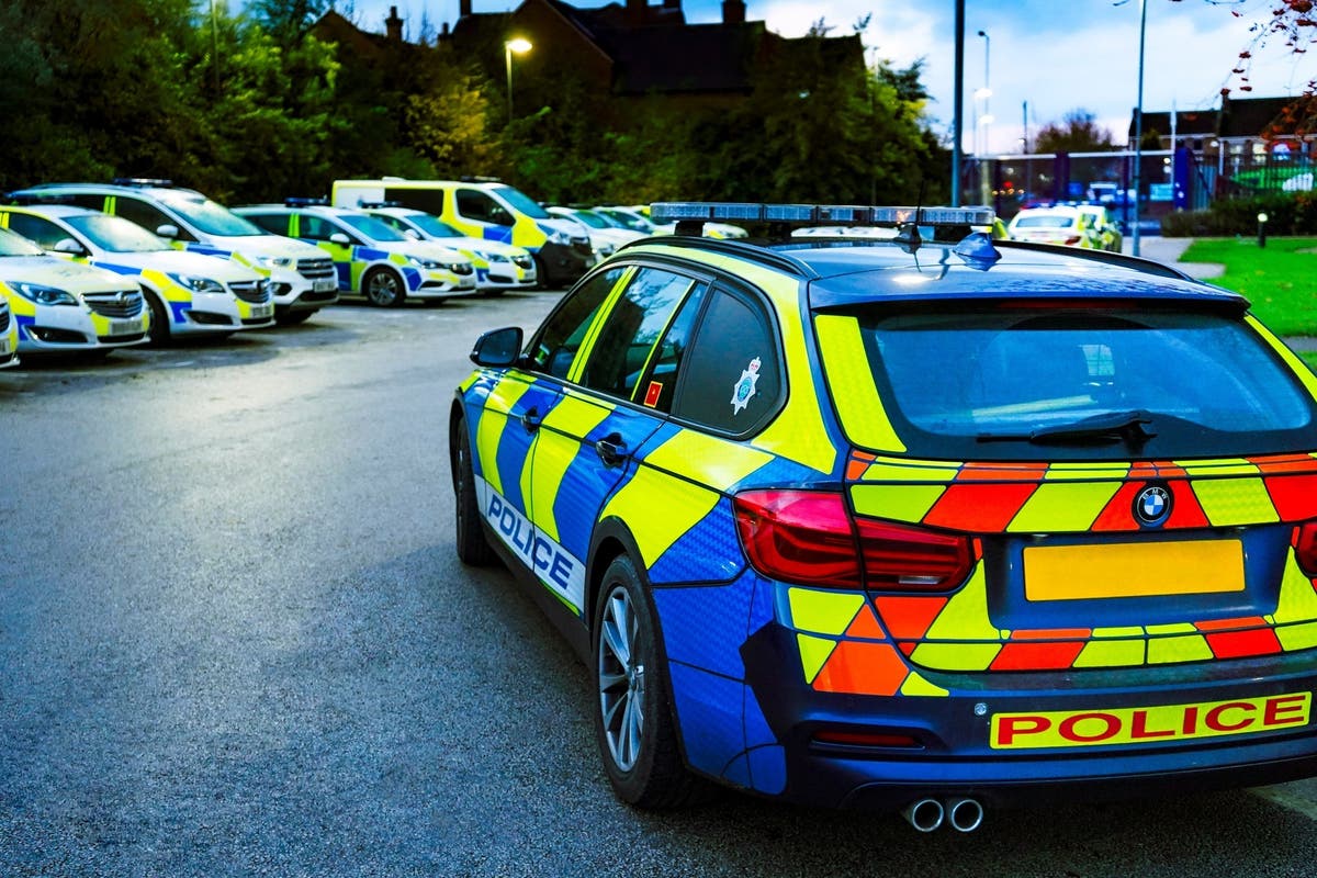 Asda superstore evacuated as bomb squad scrambled to ‘suspicious package’ Asda superstore evacuated as bomb squad scrambled to ‘suspicious package’