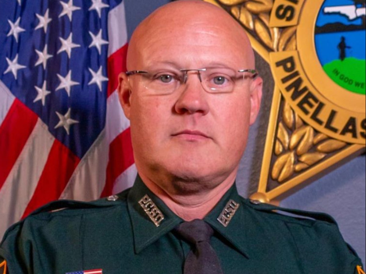 Florida şerif yardımcısı, şantiyeyi korurken ön yükleyici tarafından öldürüldü