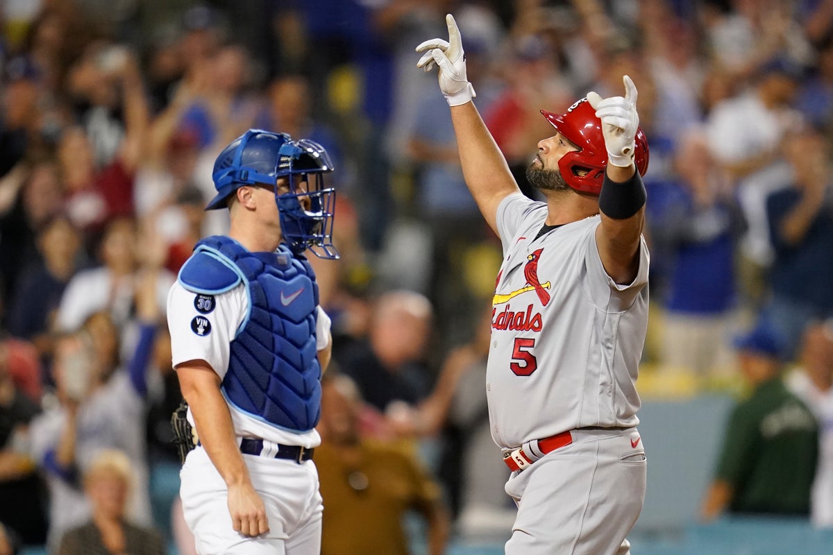 Cards’ Pujols hits 700th career home run, 4th to reach mark