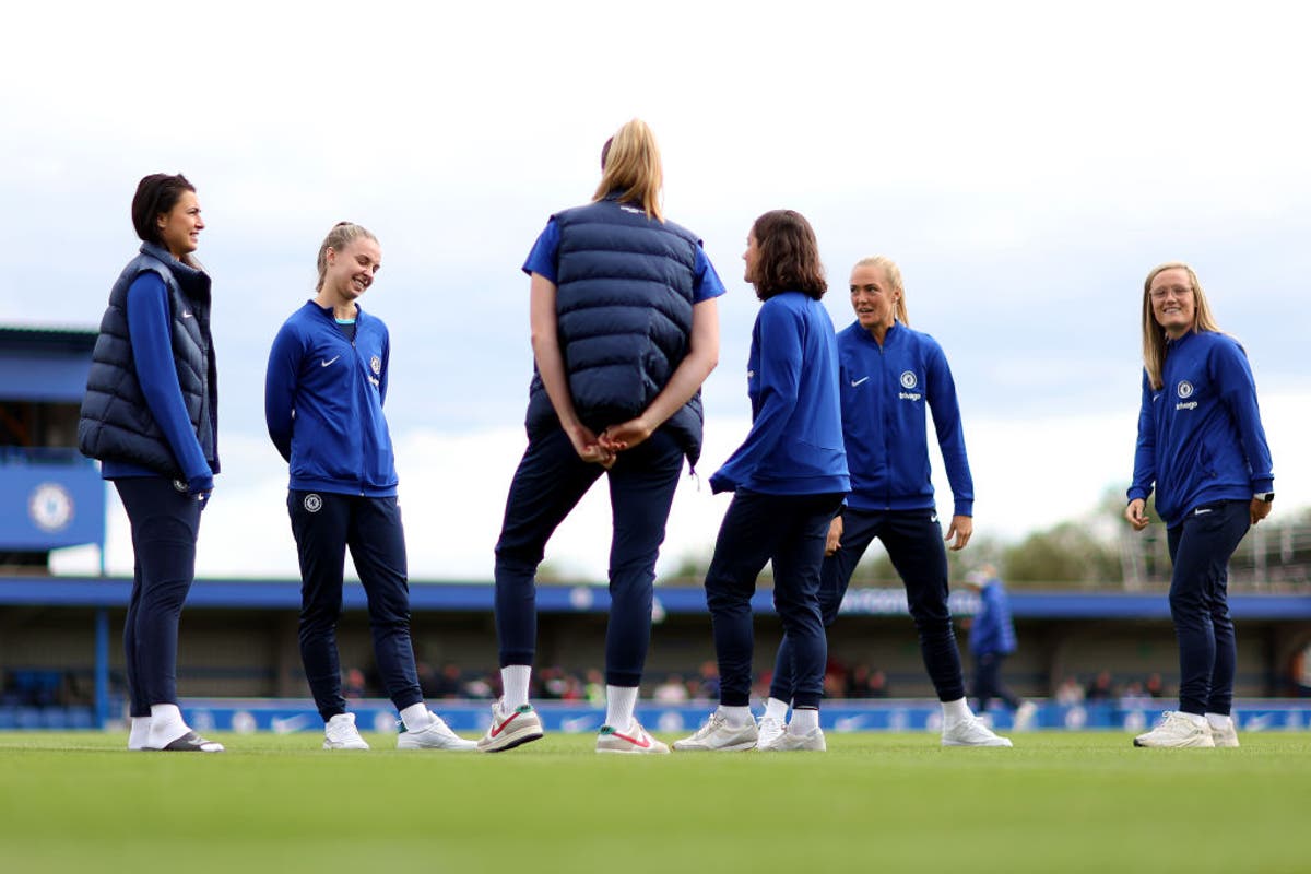 Chelsea vs Manchester City LIVE: Women&rsquo;s Super League team news, line-ups and more