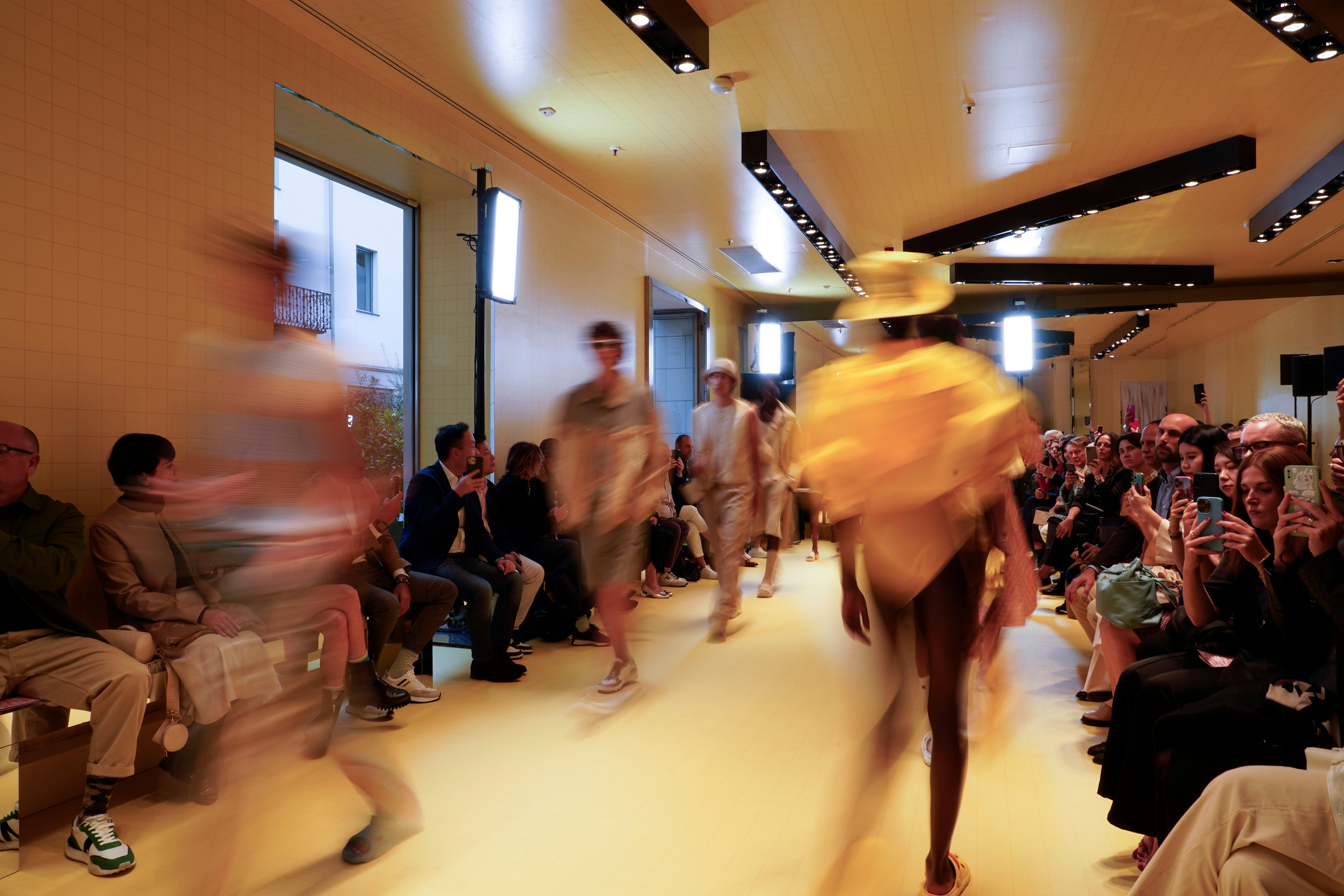 Italy Fashion Benetton Womens SS 23