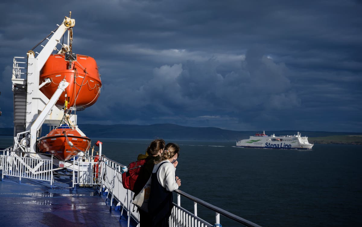 ‘Flying’ ferry to offer zero emissions travel in Northern Ireland