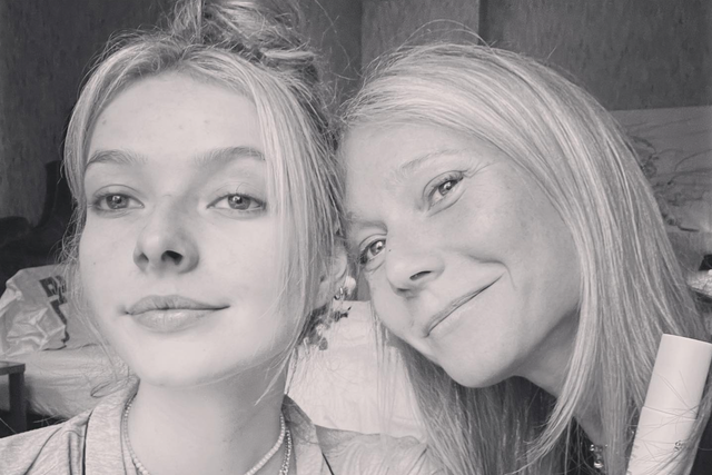 <p>Gywneth Paltrow and her daughter, Apple, in 2021</p>