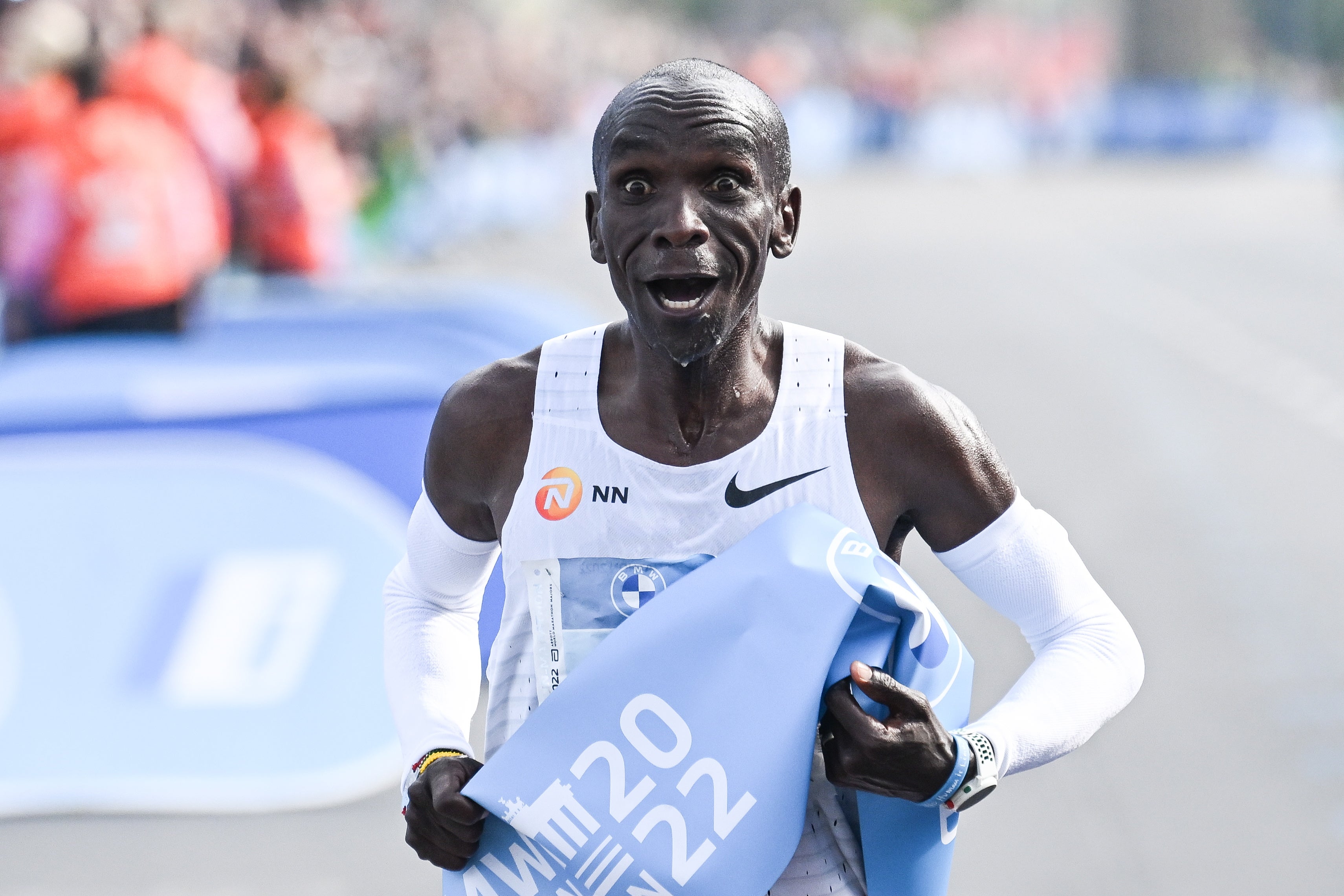 Kenya's Eliud Kipchoge celebrates after winning the Berlin Marathon on Sunday