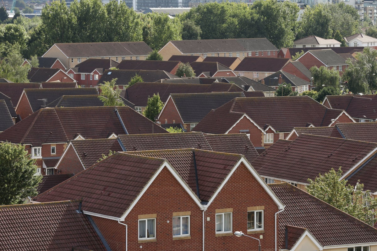 Boost for homeowners as average UK mortgage rate hits ‘turning point’